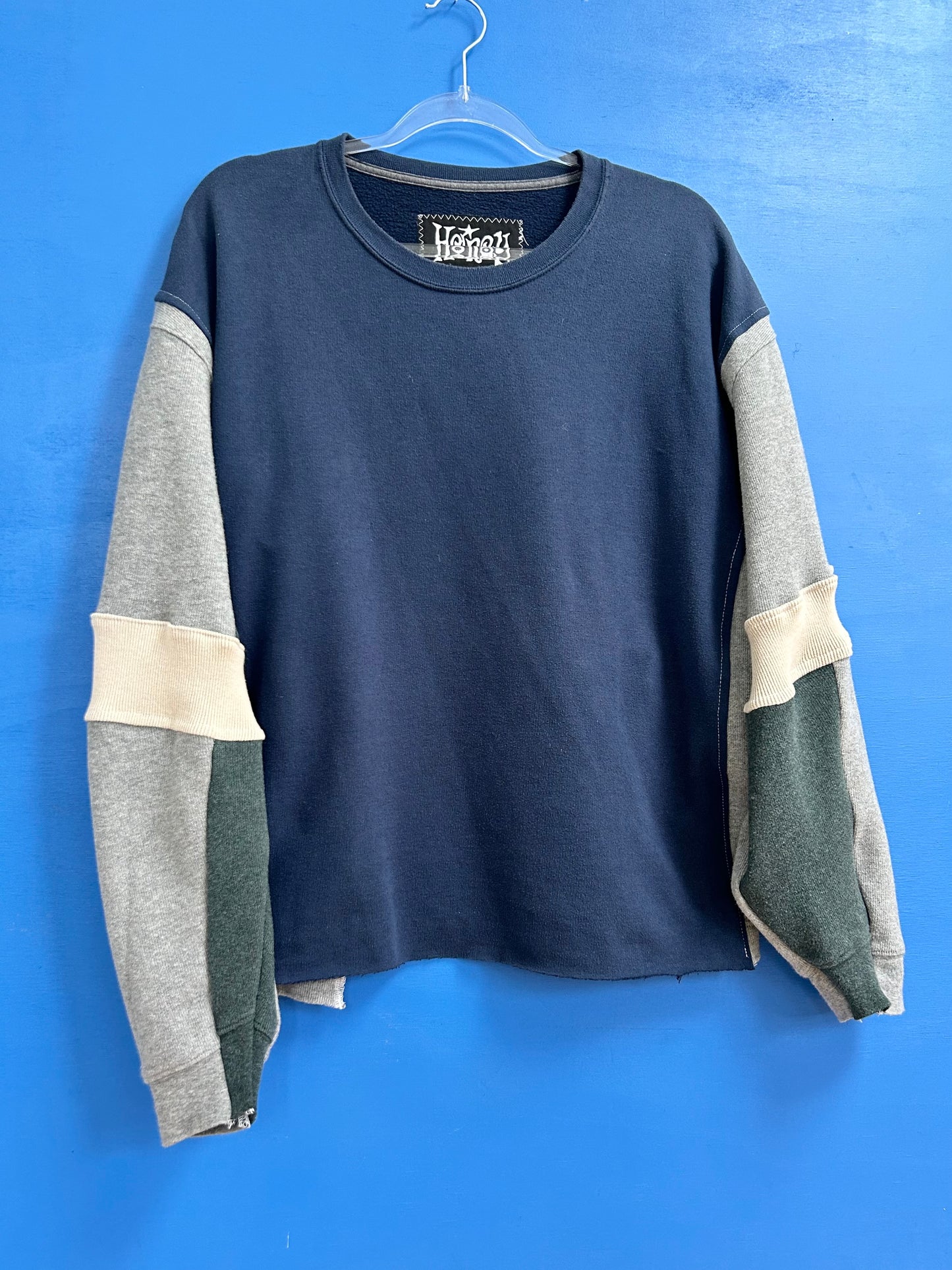 brads pullover