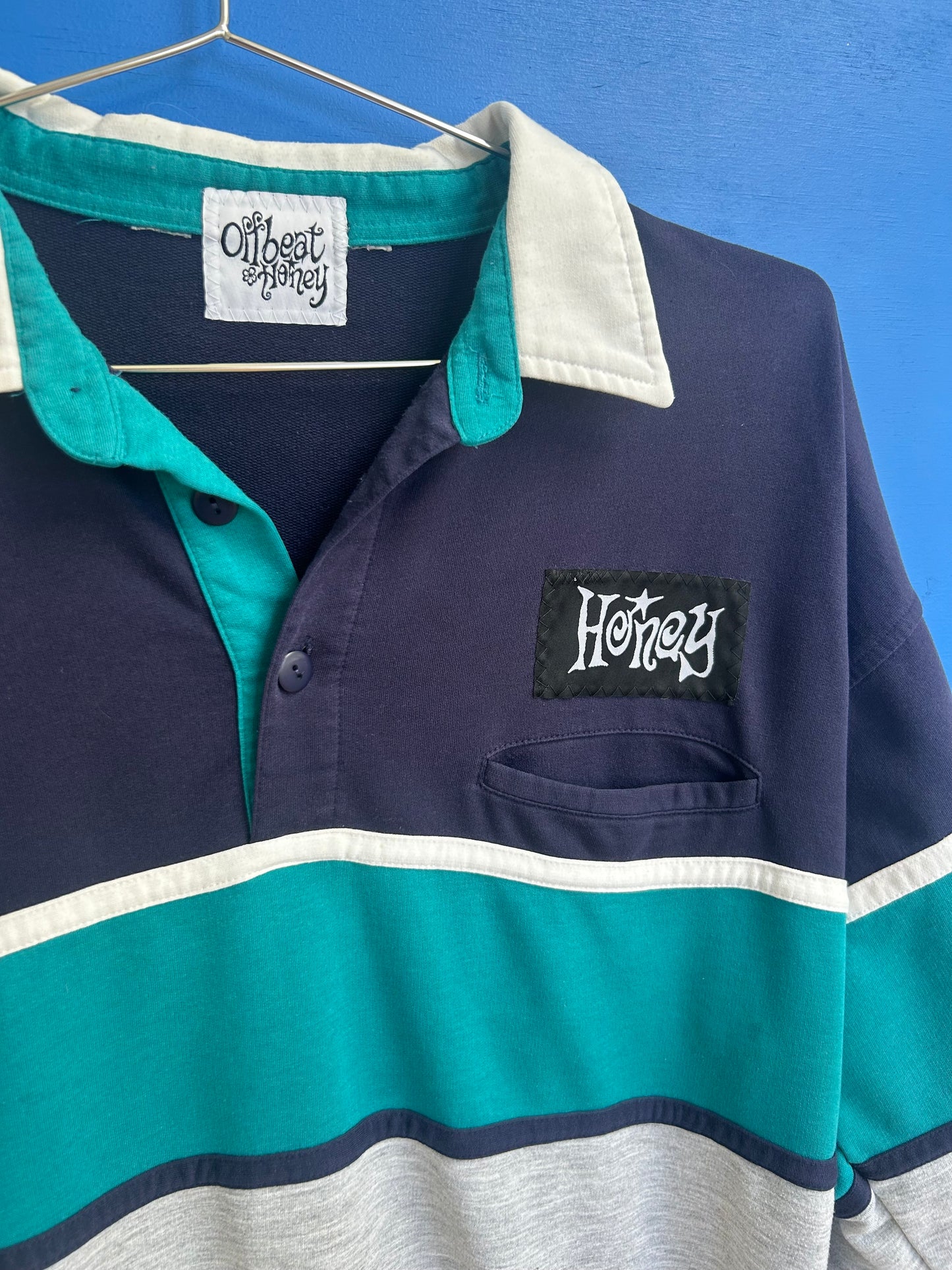 honey vtg pullover